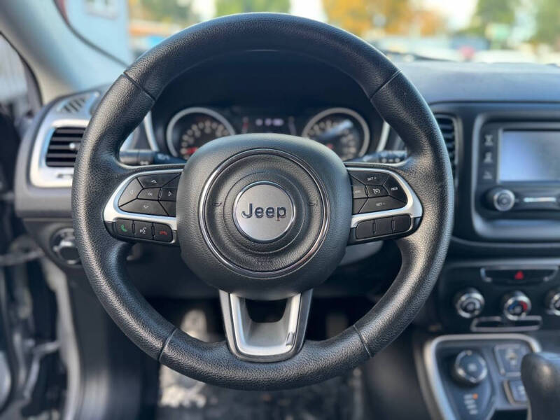 2017 Jeep Compass Sport