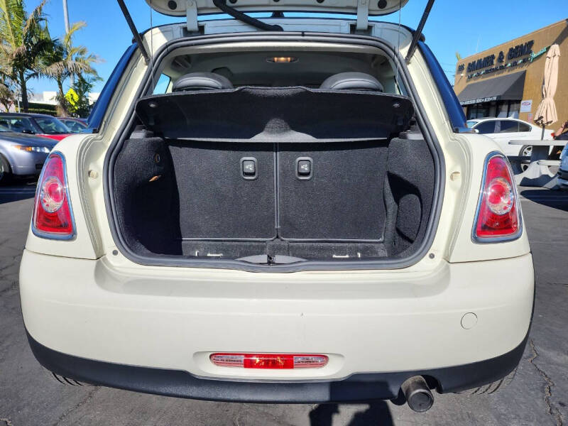 2013 MINI Hardtop Cooper