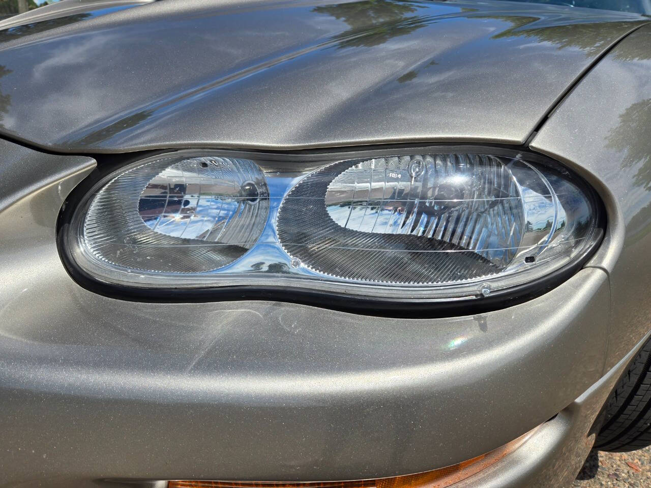 2002 Chevrolet Camaro 23