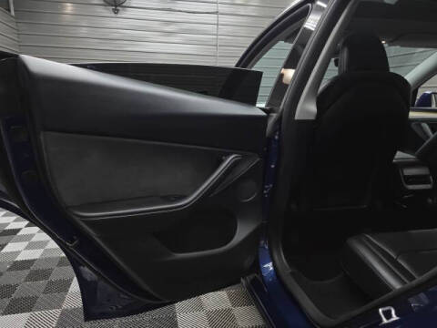 2024 Tesla Model Y Performance