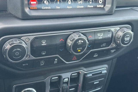 2023 Jeep Gladiator Overland