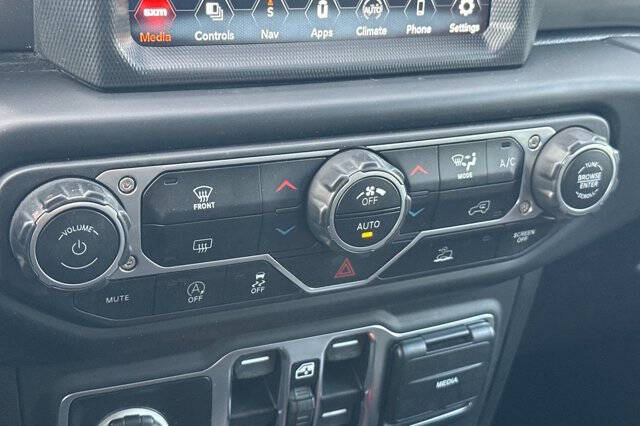 2023 Jeep Gladiator Overland