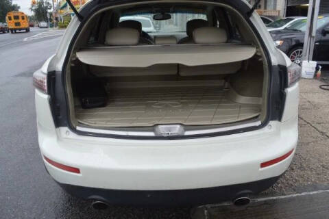 2005 Infiniti FX45