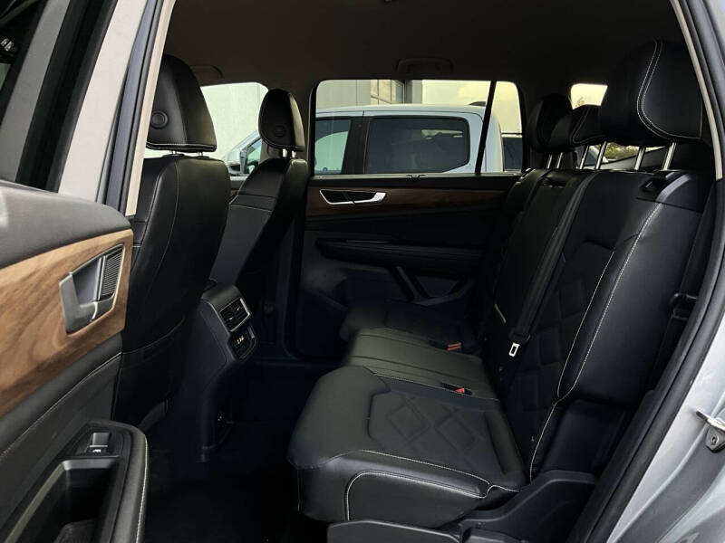 2025 Volkswagen Atlas SE 4Motion