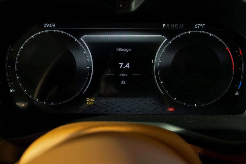 2026 Aston Martin DBX 707