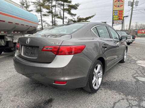 2013 Acura ILX 2.0L w/Tech
