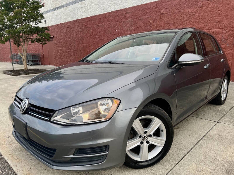 2017 Volkswagen Golf TSI Wolfsburg Edition