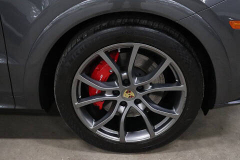 2021 Porsche Cayenne GTS Coupe