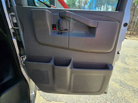 2017 Chevrolet Express 2500