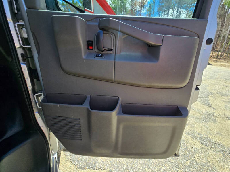 2017 Chevrolet Express 2500