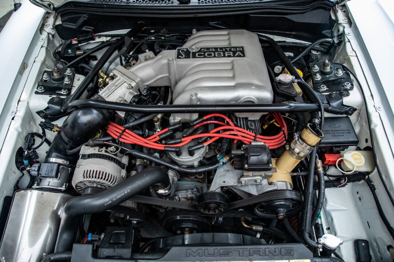 1995 Ford Mustang SVT Cobra 47