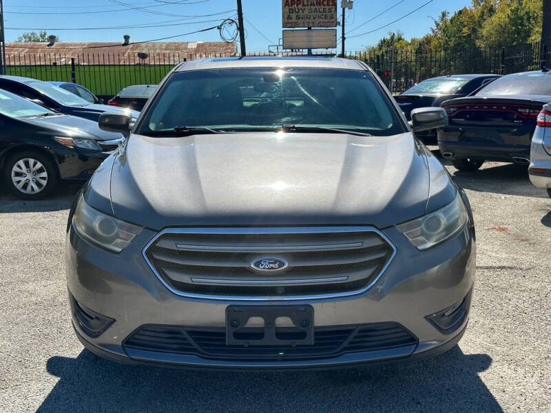 2014 Ford Taurus SEL