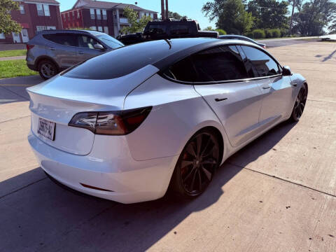 2020 Tesla Model 3 Performance