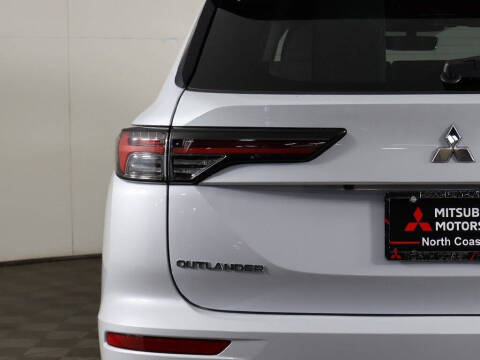 2026 Mitsubishi Outlander SE