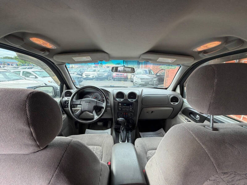 2003 GMC Envoy SLE