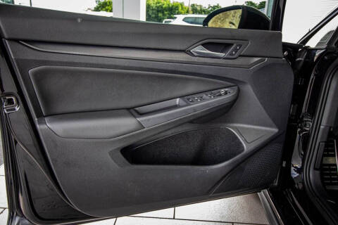 2023 Volkswagen Golf GTI SE