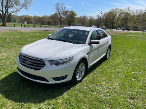 2014 Ford Taurus SEL