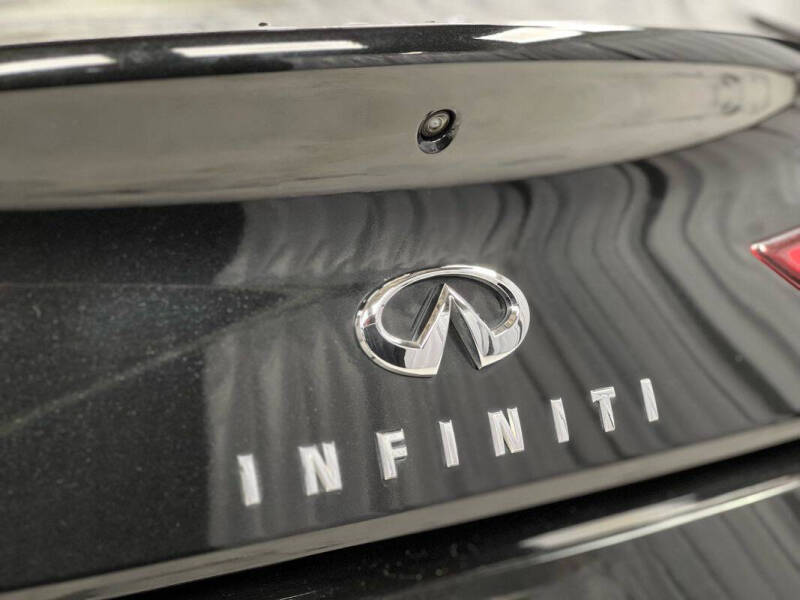 2019 Infiniti Q60 Red Sport 400