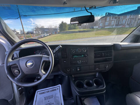 2017 Chevrolet Express 2500