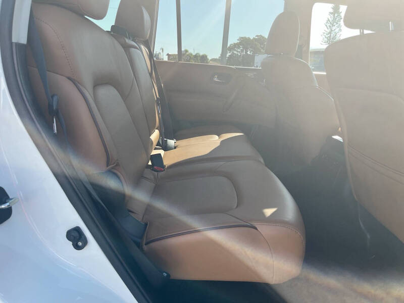 2016 Infiniti QX80