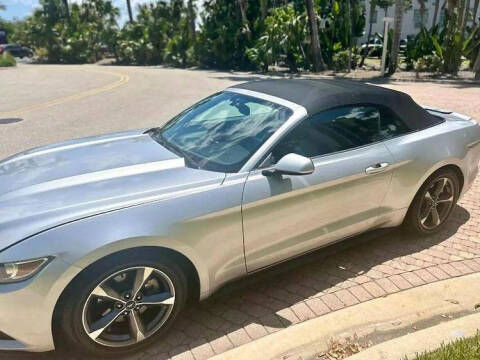 2015 Ford Mustang V6