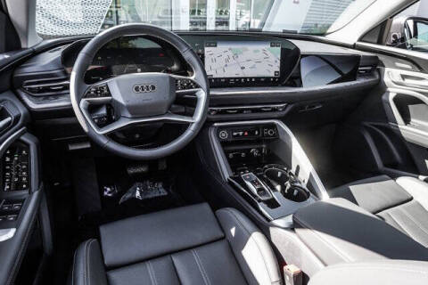 2025 Audi Q5 quattro Premium Plus TFSI