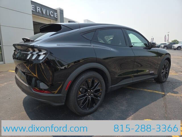 2025 Ford Mustang Mach-E Select