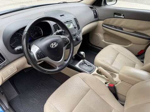 2011 Hyundai Elantra Touring SE