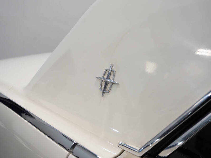 1962 Lincoln Continental