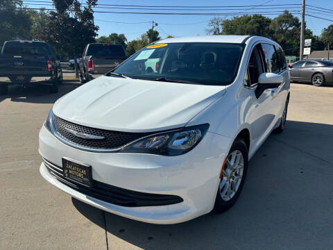 2017 Chrysler Pacifica LX