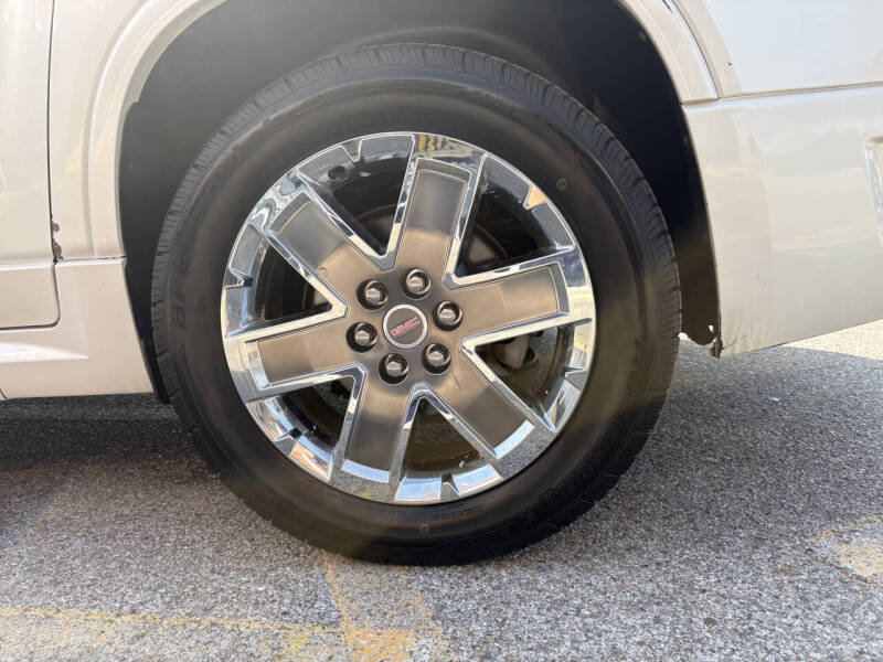 2012 GMC Acadia Denali