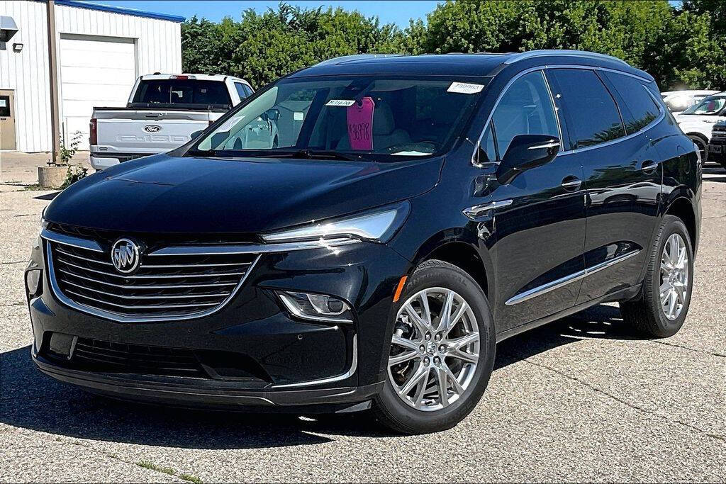 Black 2024 Buick Enclave Essence 4x4 Essence 4dr Crossover 2