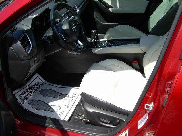 2017 Mazda MAZDA3
