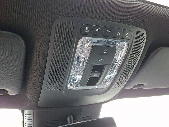 2025 Mercedes-Benz GLB GLB 250 4MATIC