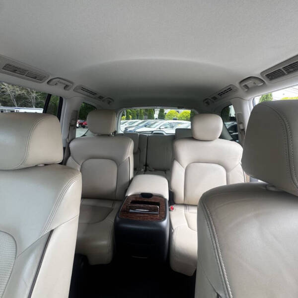 2017 Nissan Armada Platinum