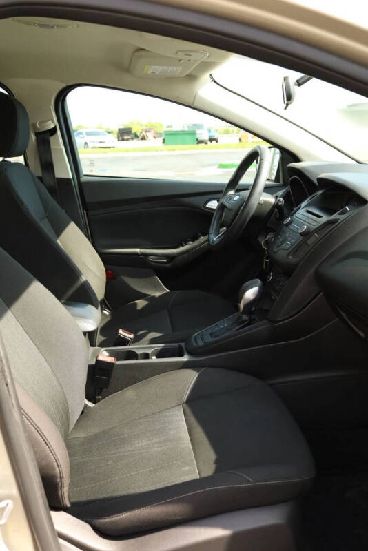 2017 Ford Focus SE
