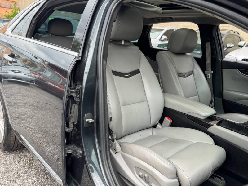 2014 Cadillac XTS Luxury Collection