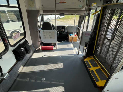 2013 IC Bus HC Series