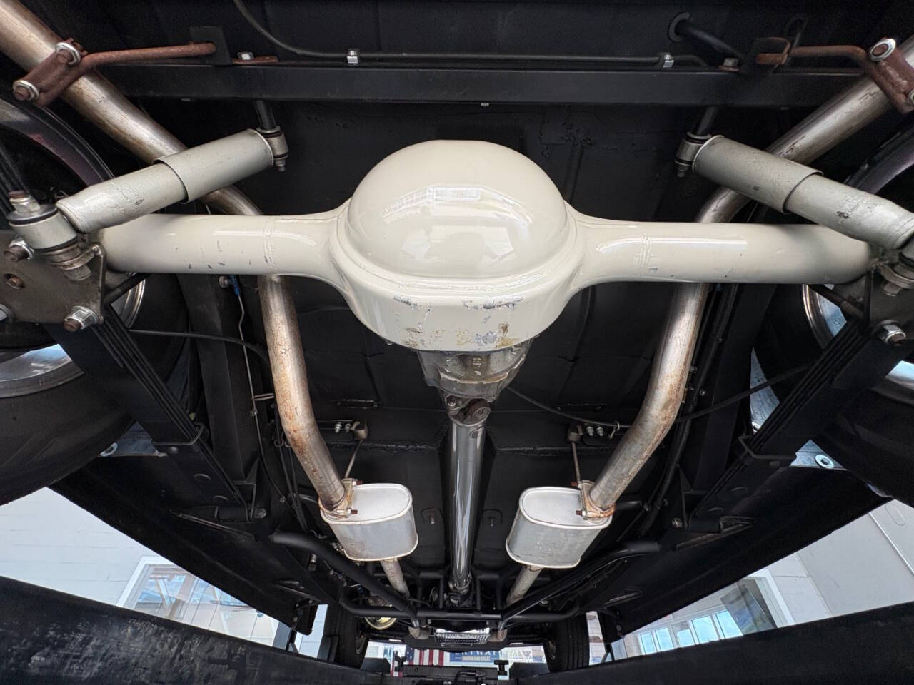 1937 Ford Slantback 38