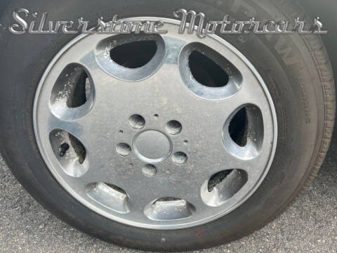 1982 Mercedes-Benz 380-Class 380 SL