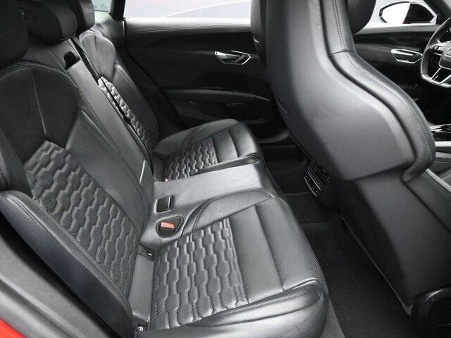 2022 Audi e-tron GT quattro Prestige