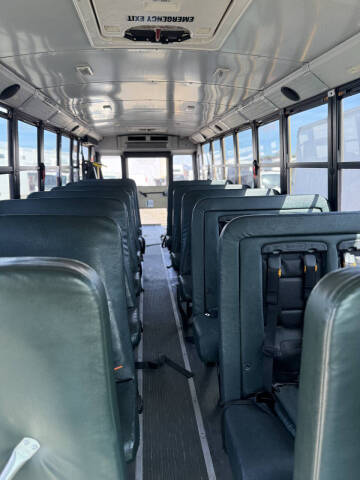 2014 Freightliner B2 Chassis