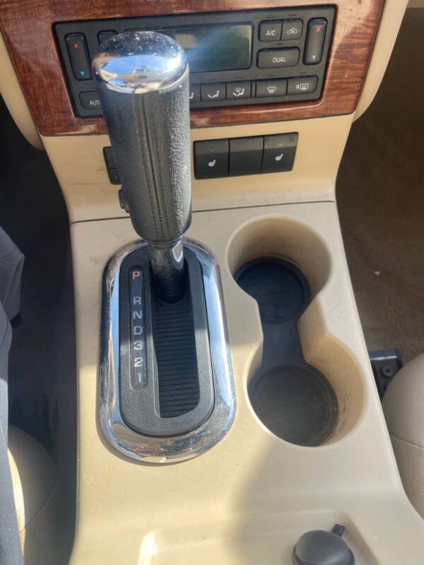 2006 Ford Explorer Eddie Bauer