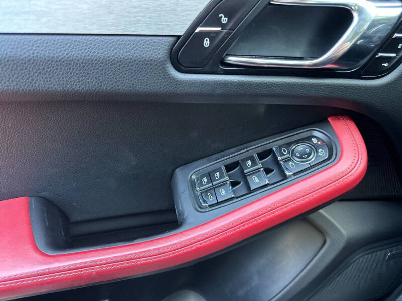 2017 Porsche Macan GTS