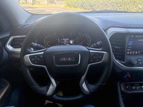 2022 GMC Acadia SLE
