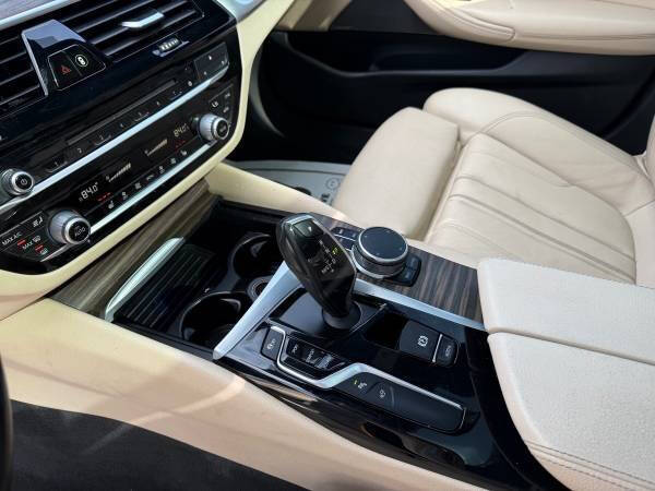 2017 BMW 5 Series 540i xDrive