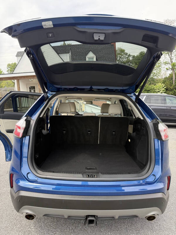 2020 Ford Edge Titanium