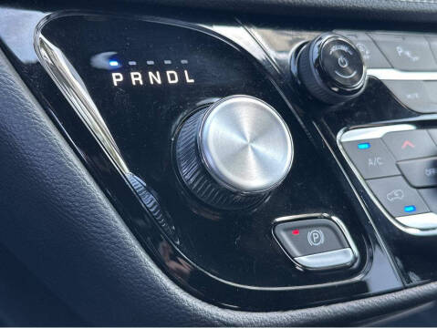 2024 Chrysler Pacifica Touring