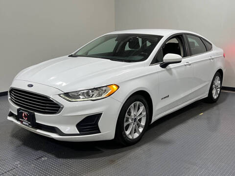 2019 Ford Fusion Hybrid for sale at Cincinnati Automotive Group in Lebanon OH