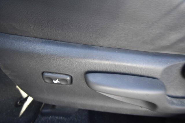 2012 Toyota Prius v Five
